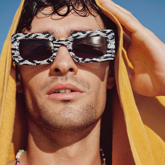 Le Specs Damnedest Dalmation Tort