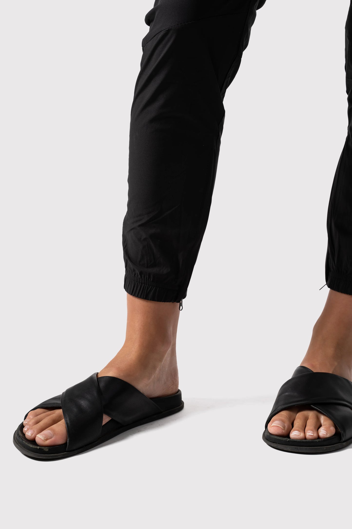 Alexandra Wolfgang Pant Black